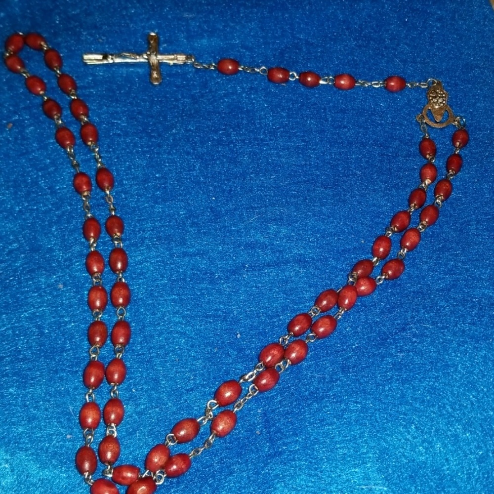 1 28in Rose Rosary Very old